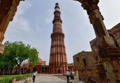 Qutub Minar in Delhi. Cloud Kitchen Policy in Delhi will boost New Businesses, and Generate Jobs in Delhi